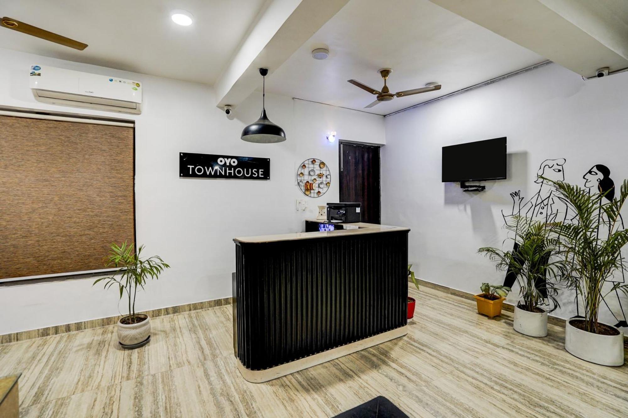 Townhouse Cloud Bay Otel Gurgaon Dış mekan fotoğraf