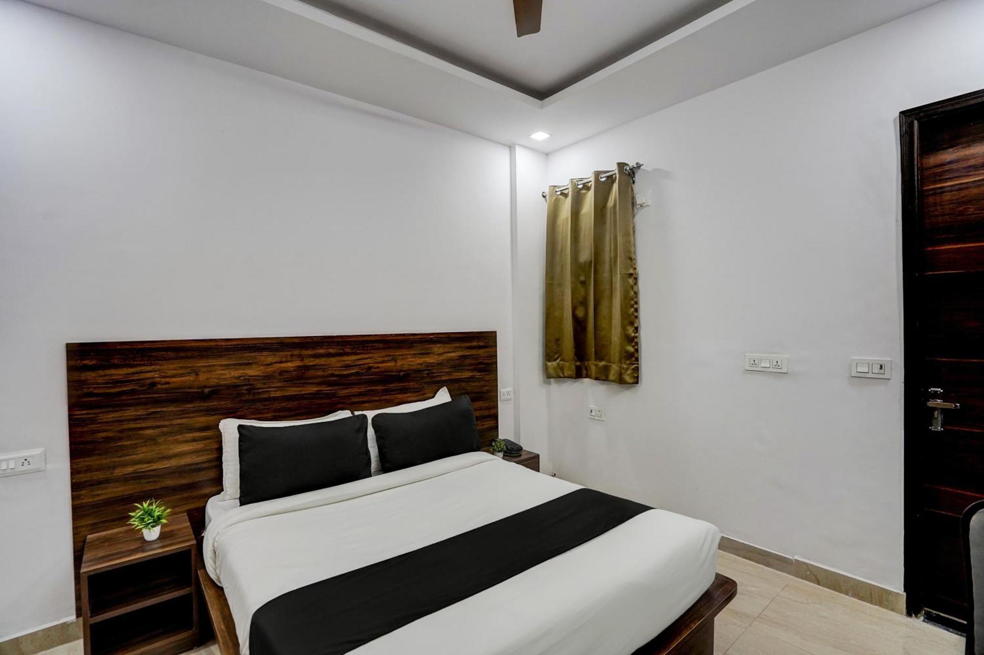 Townhouse Cloud Bay Otel Gurgaon Dış mekan fotoğraf