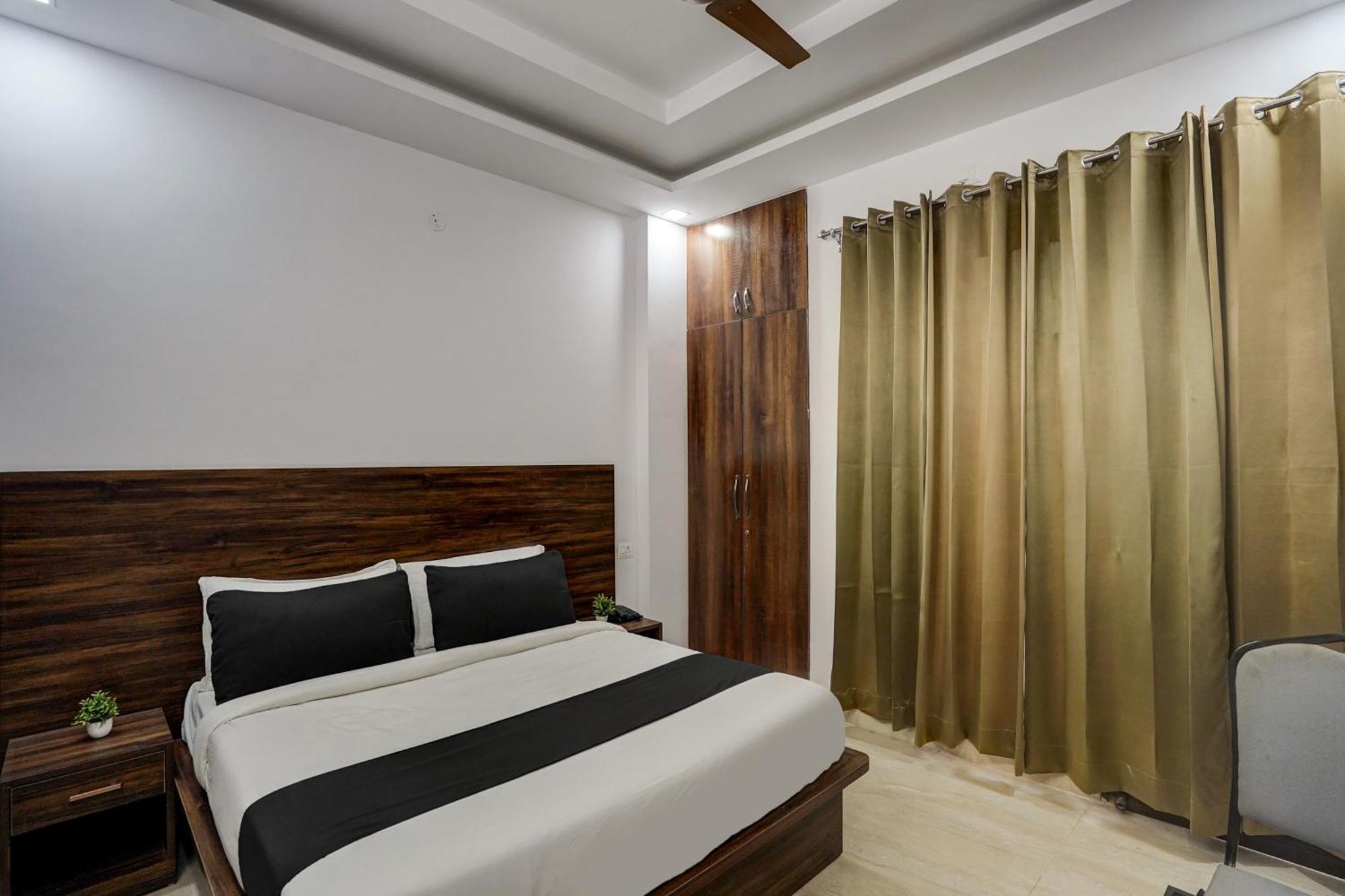 Townhouse Cloud Bay Otel Gurgaon Dış mekan fotoğraf